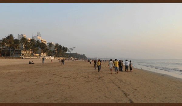 juhu-chowpatty-beach-mumbai-india