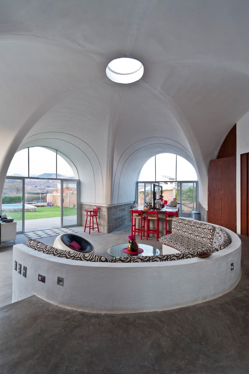 parabolic vaulted ceiling house architecture,