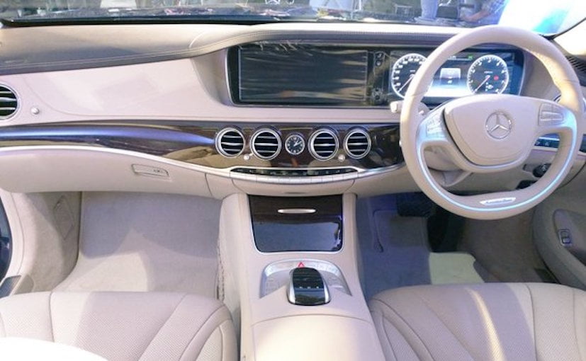 Mercedes Benz S400 Interior