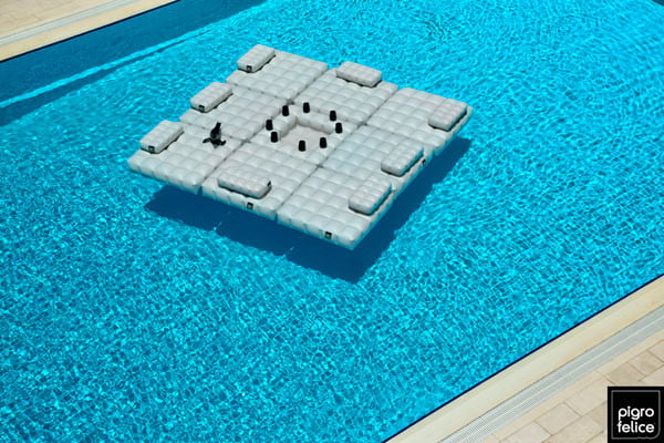 pool floats by Pigro-Felice