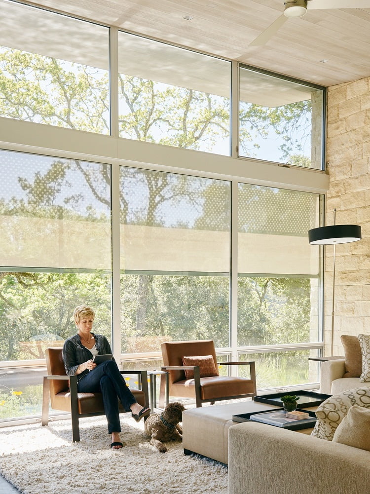 A Savant system gives the residents centralized control of the lighting, heating, audio.