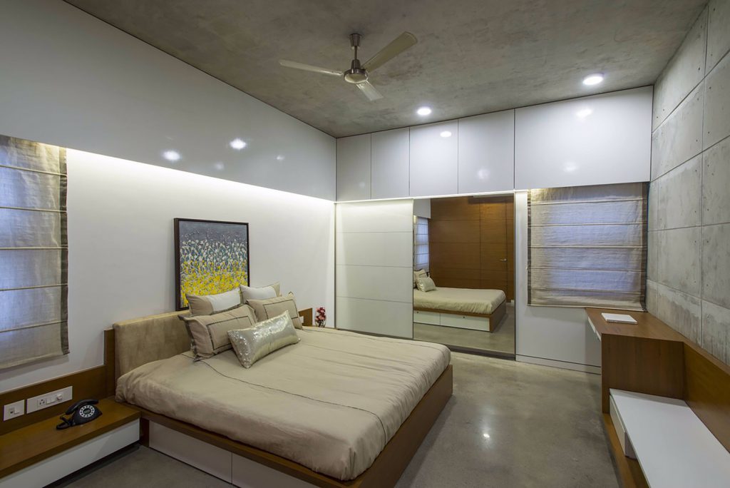 Badri Residence A Modern Indian House Architecture Paradigm (18)