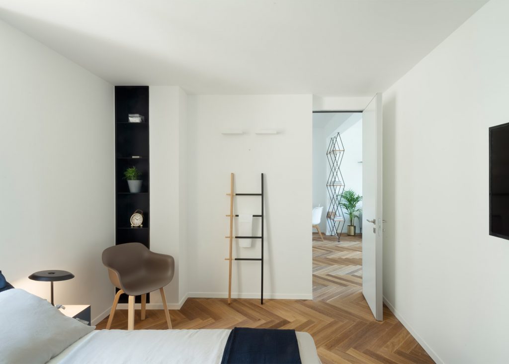 White Bedroom Ideas for Contemporary Apartment Interior